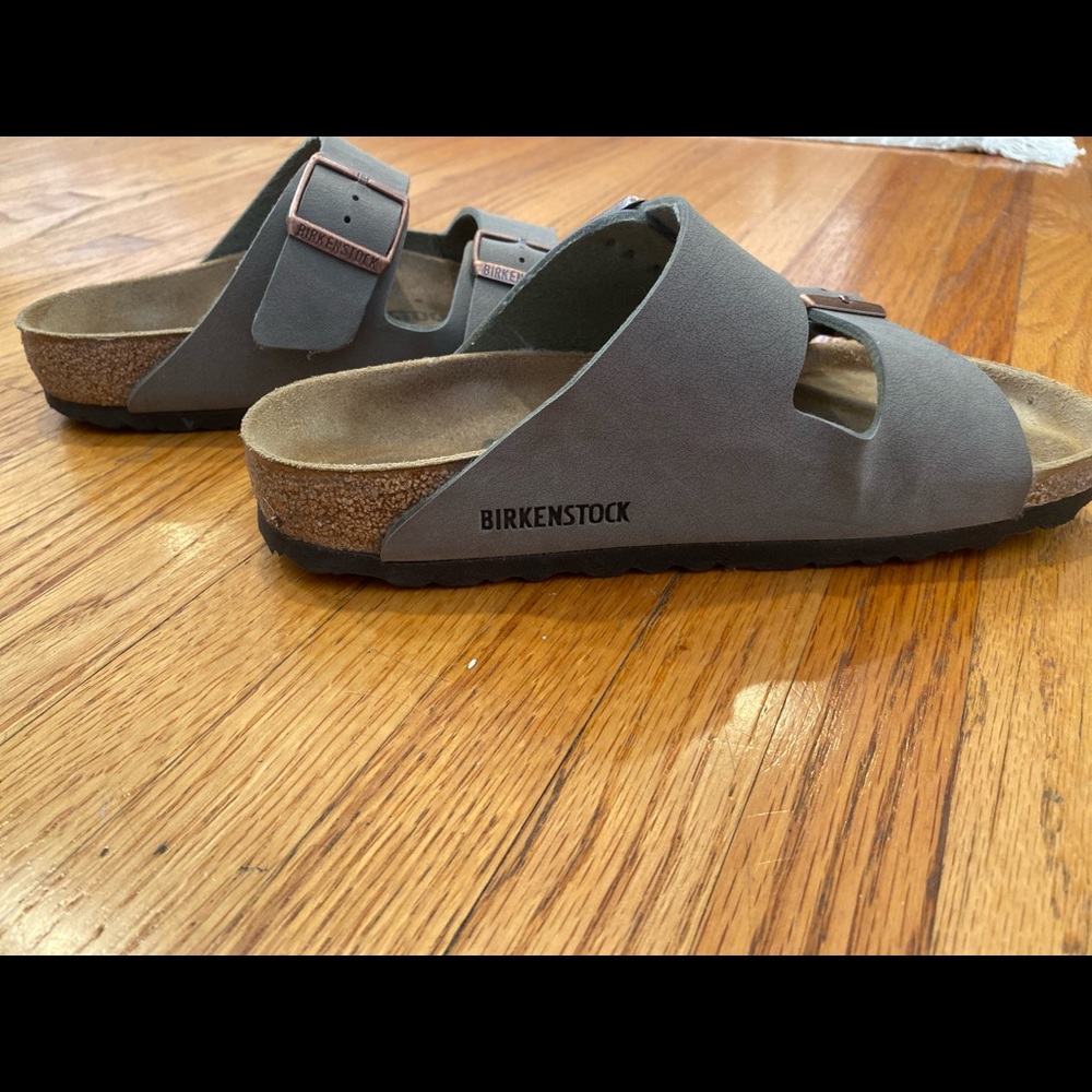 Unisex Birkenstock Arizona Birkibuc in Stone